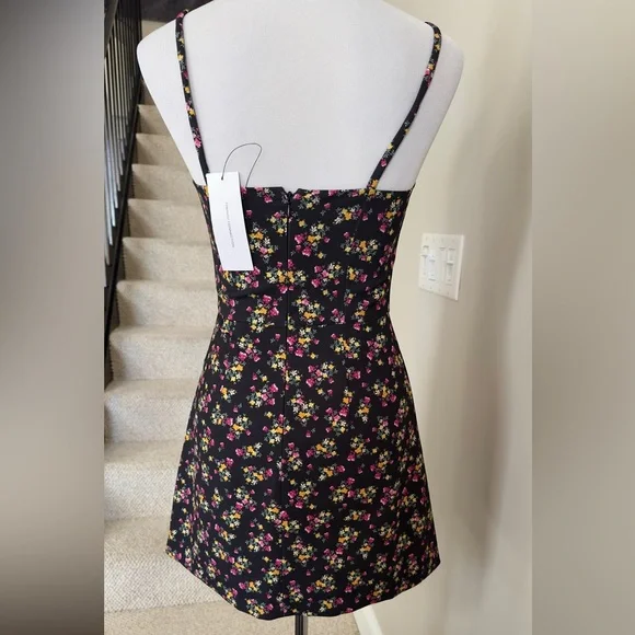 French Connection. Brand new with tag. - Picture 3 of 9